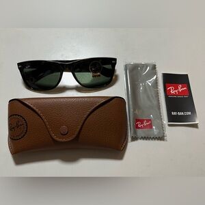 Ray-Ban Sunglasses - Tortoise / RB2132 NEW WAYFARER 902 / 58-18-145 / NWT